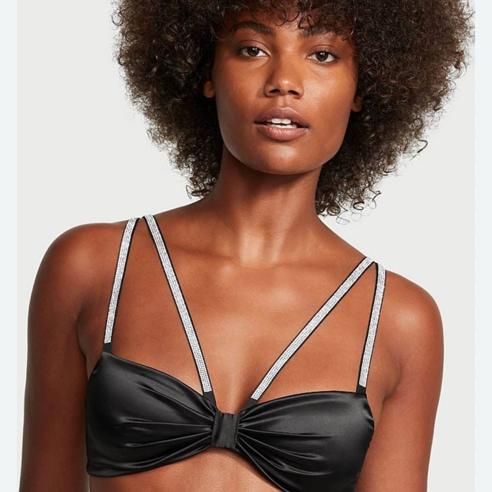 Victoria's Secret Black and Silver Strappy Bra